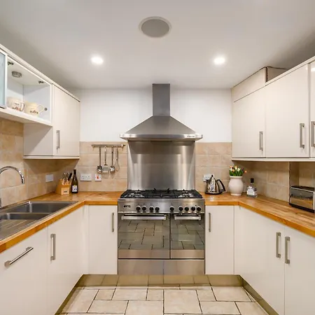 Stylish & Central 2Br Stockbridge Gem Edinburgh Exterior photo